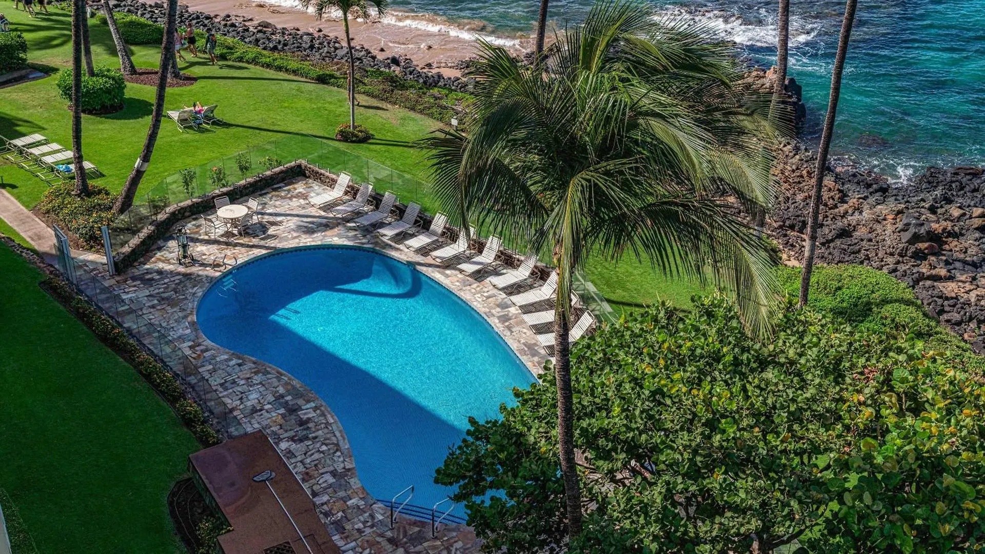 Royal Mauian 614 *
