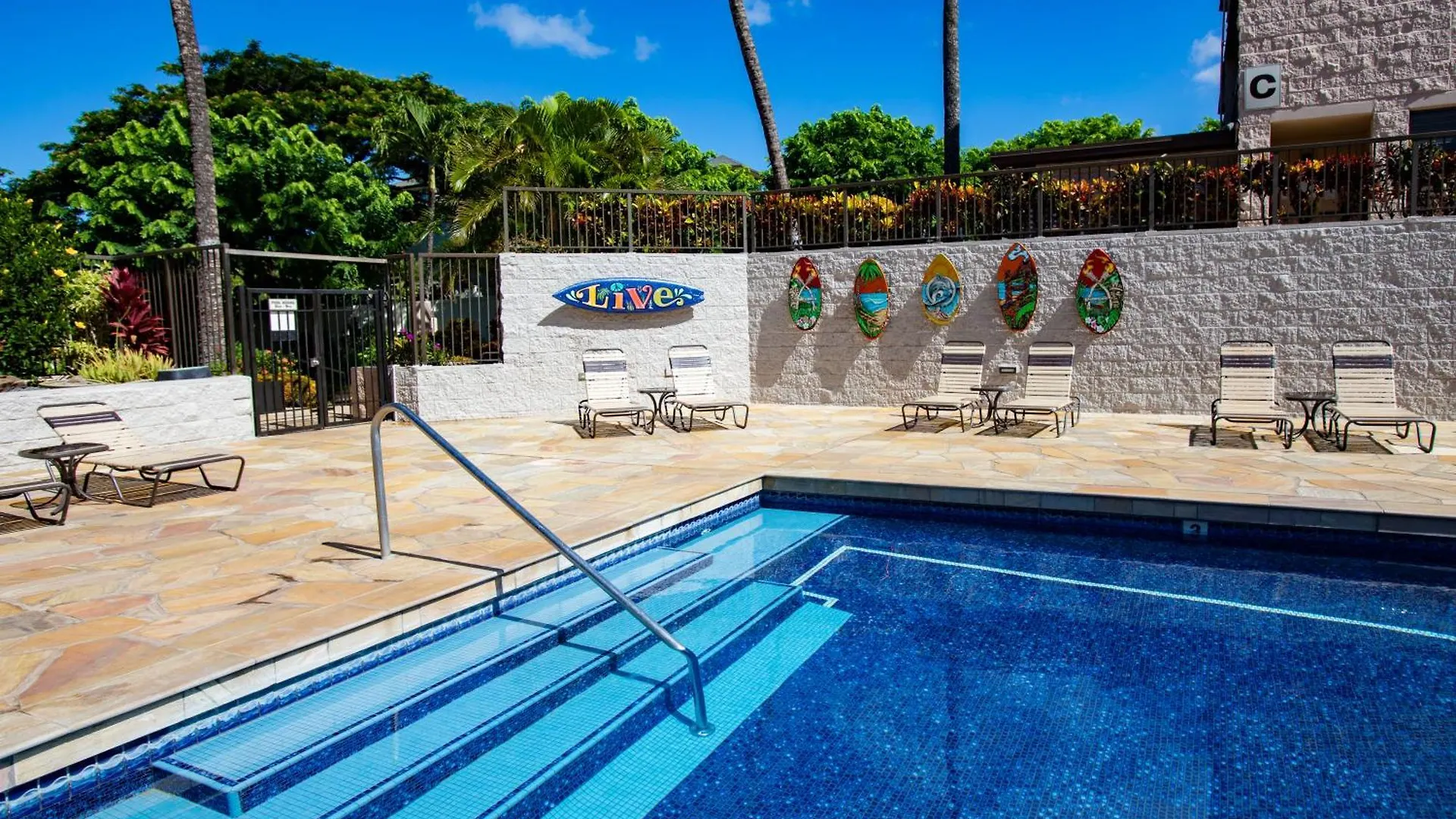 Apartment Beautiful 1br At Ali'i Kai, South With Ocean Views, Wi-fi, Split Ac, Parking Kihei
