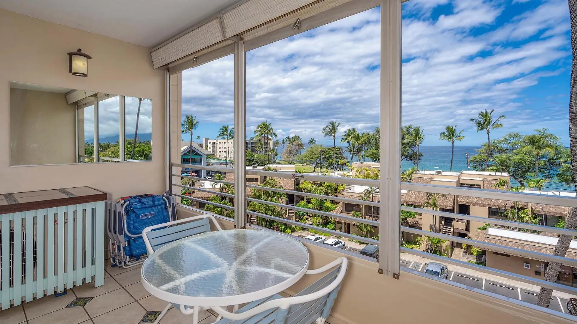 Kamaole Royale 405 - Expansive Ocean Views Holiday home Kihei