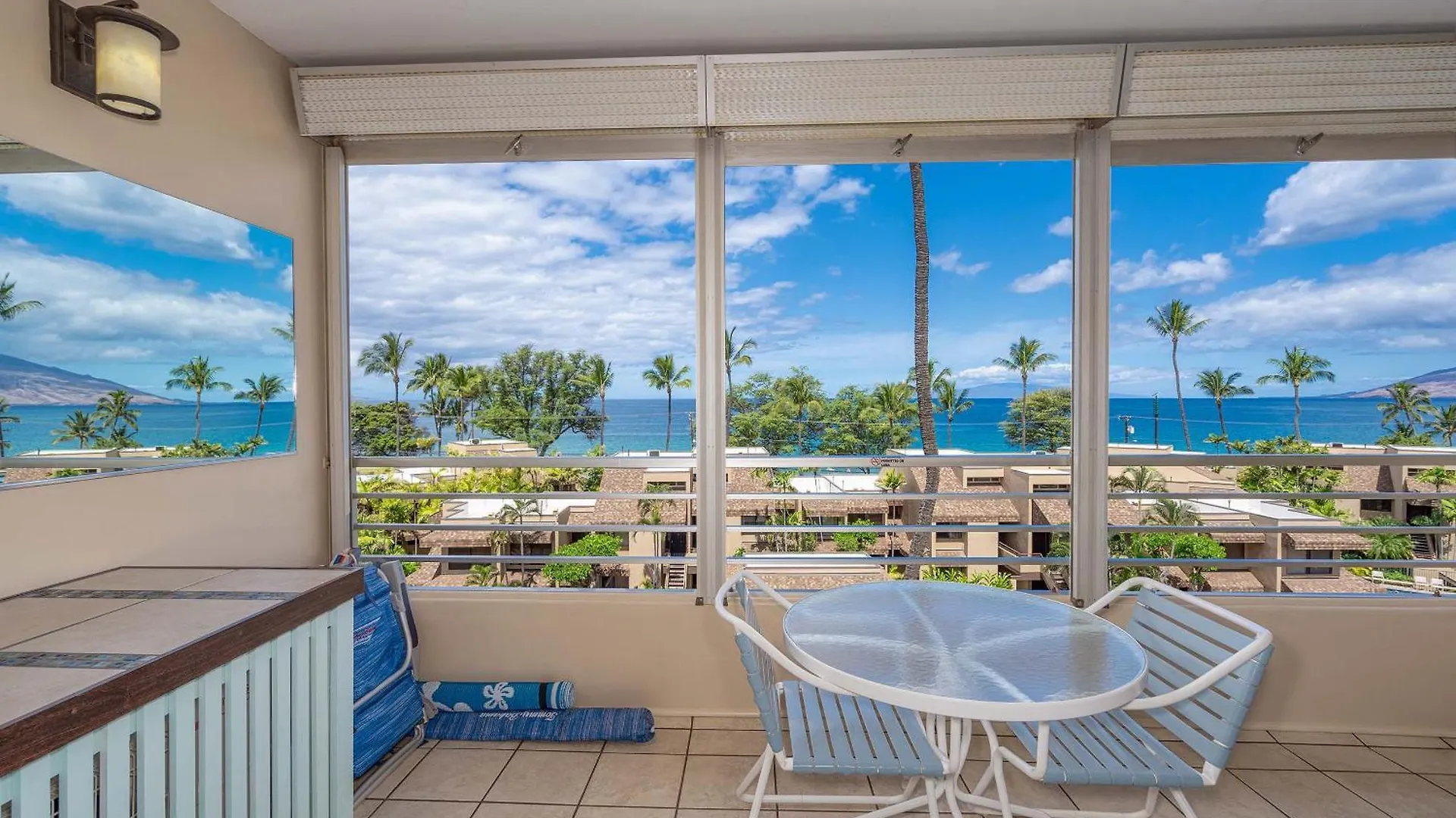 Kamaole Royale 405 - Expansive Ocean Views * Kihei