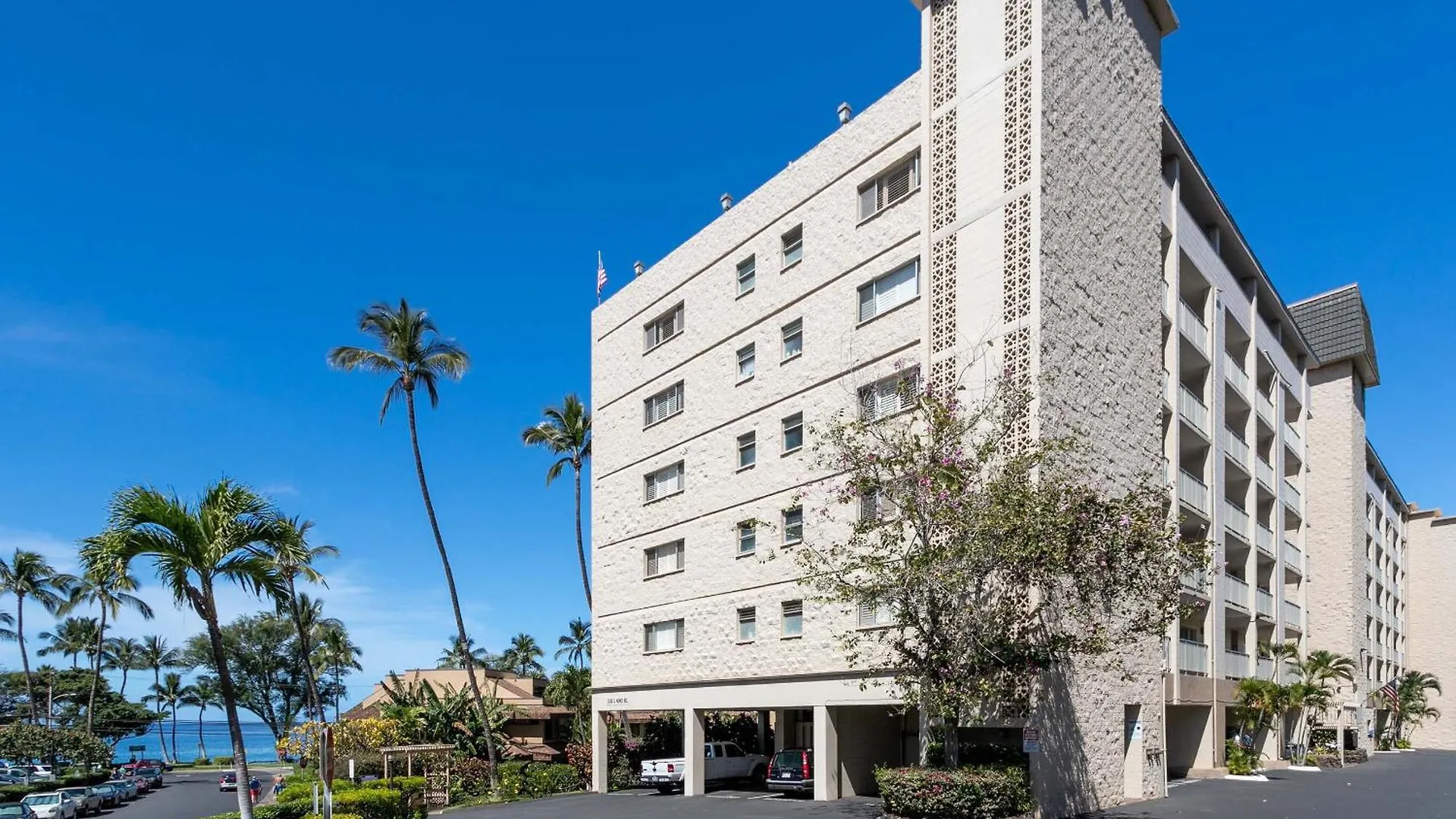 Kamaole Royale 405 - Expansive Ocean Views Holiday home Kihei