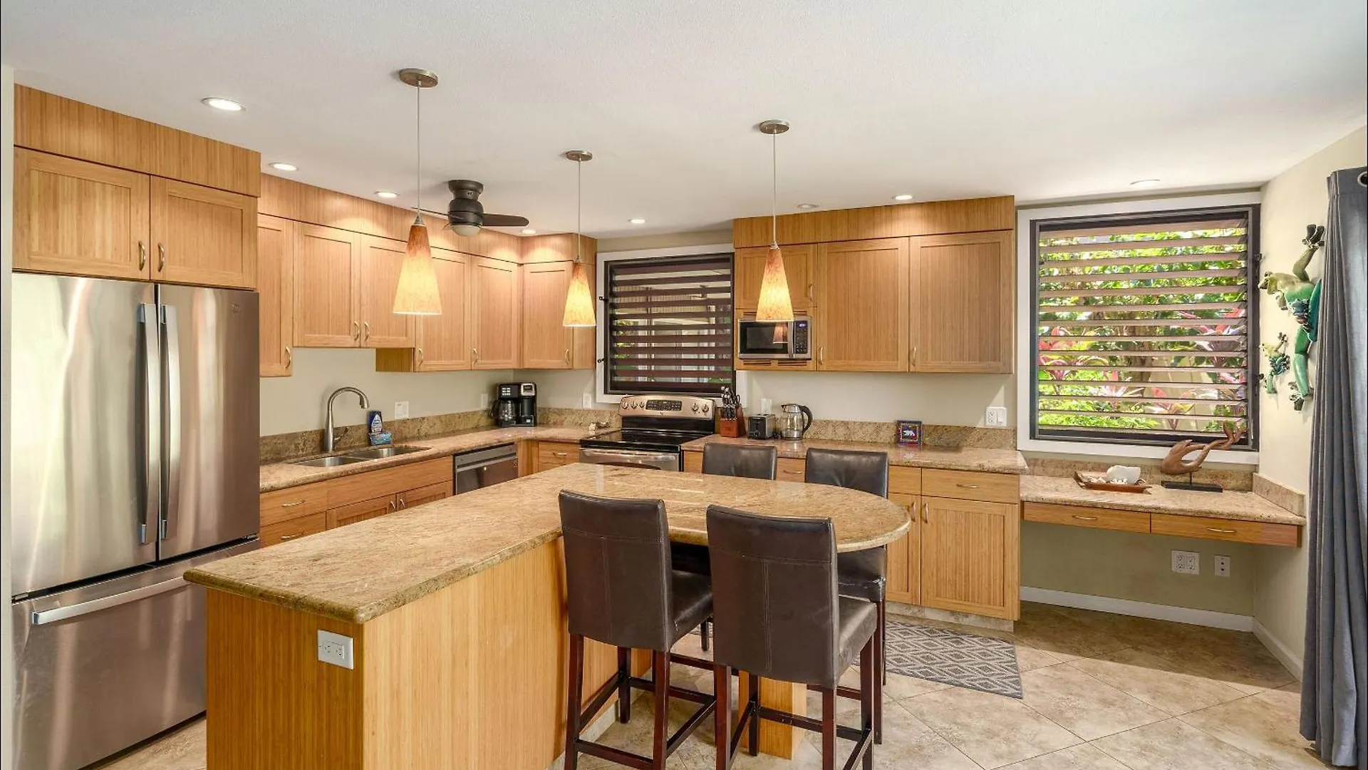Hale Hui Kai 106 - Newly Renovated, Split Ac Holiday home