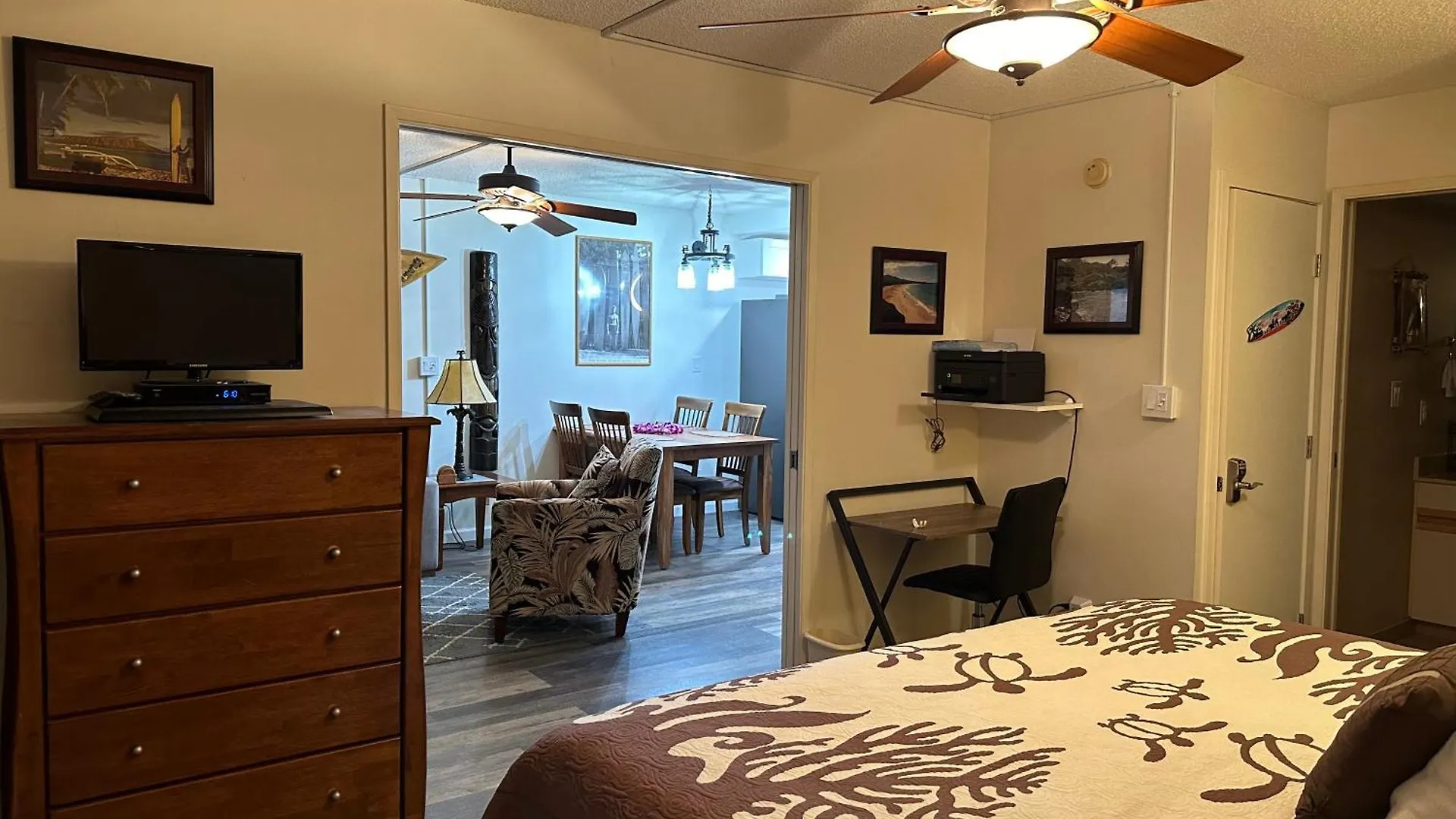 Maui Banyan- Your Away From On Maui! *