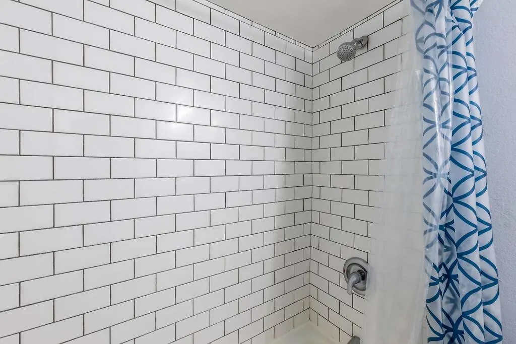 Maui Vista 2121- Remodeled 1 Bedroom Kihei Gem Across The Street From