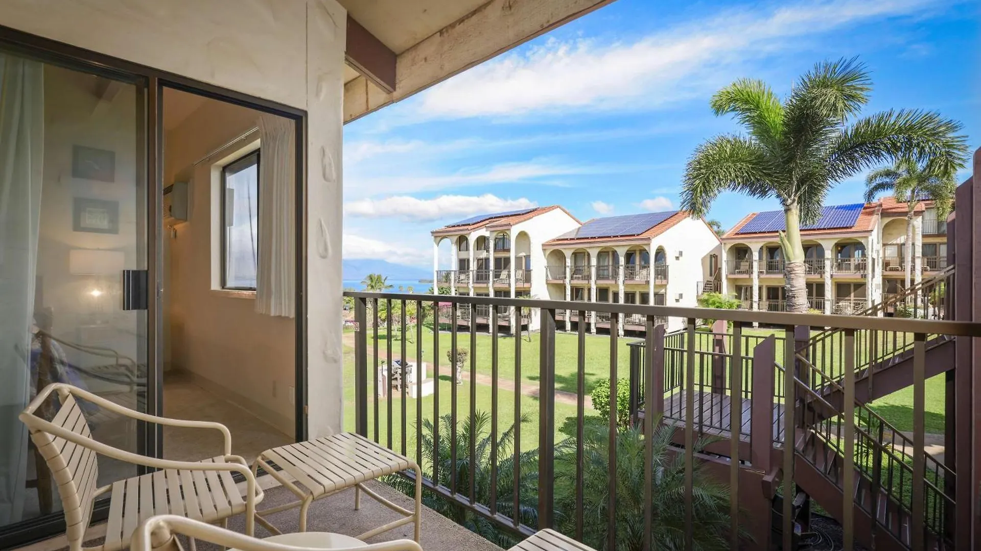 Aston Maui Hill Aparthotel