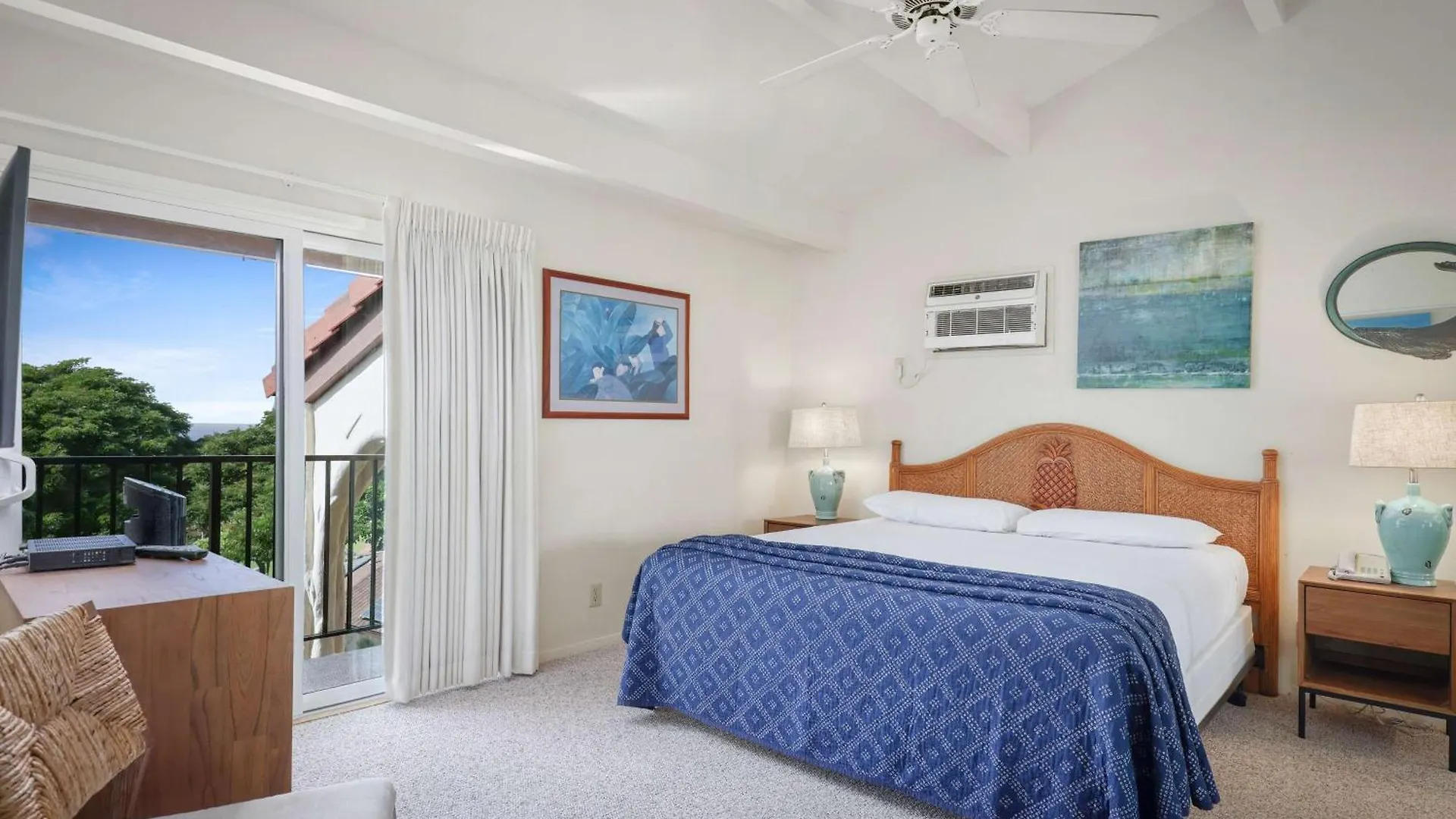 Aparthotel Aston Maui Hill 3*