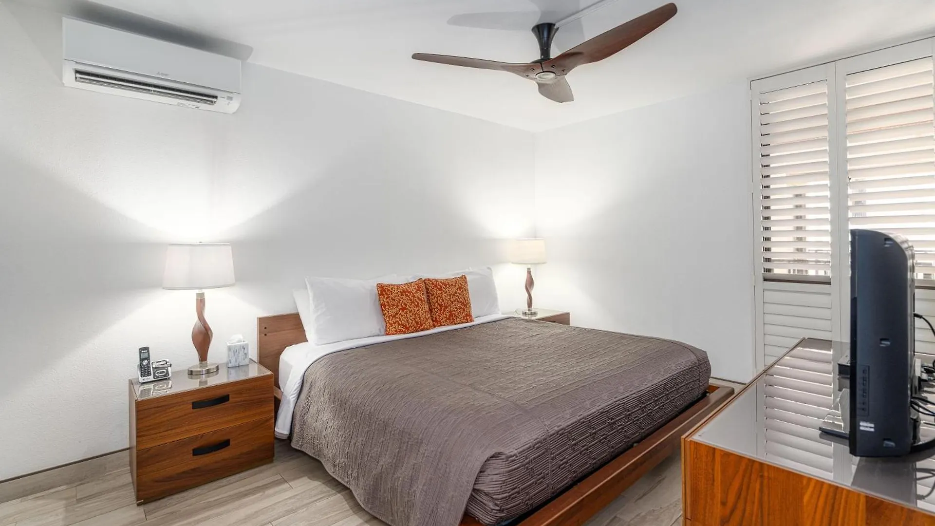 Kamaole Sands 3-303 Holiday home