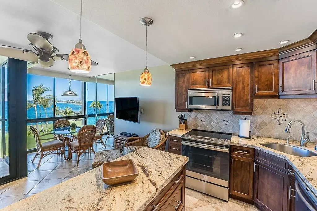 Holiday home Spectacular Oceanfront Views With Split Ac -wailea *