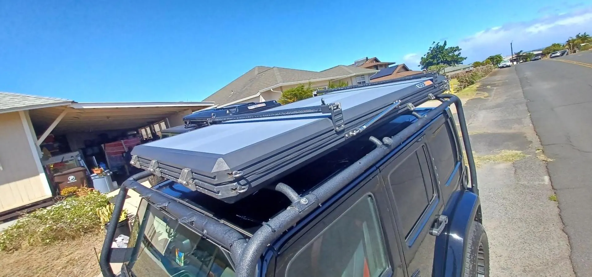 Hotel Campcar Maui Jeeps Suvs Hybrid Camper With Equipment And Travel Advice