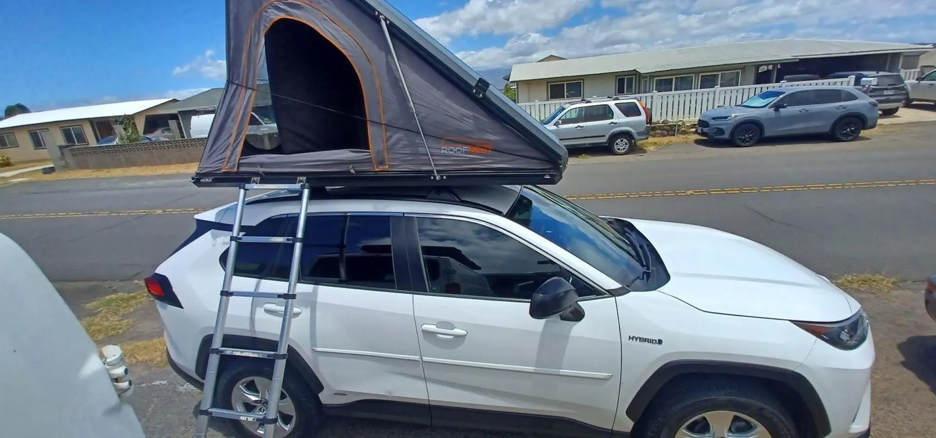 Campcar Maui Jeeps Suvs Hybrid Camper With Equipment And Travel Advice 5*
