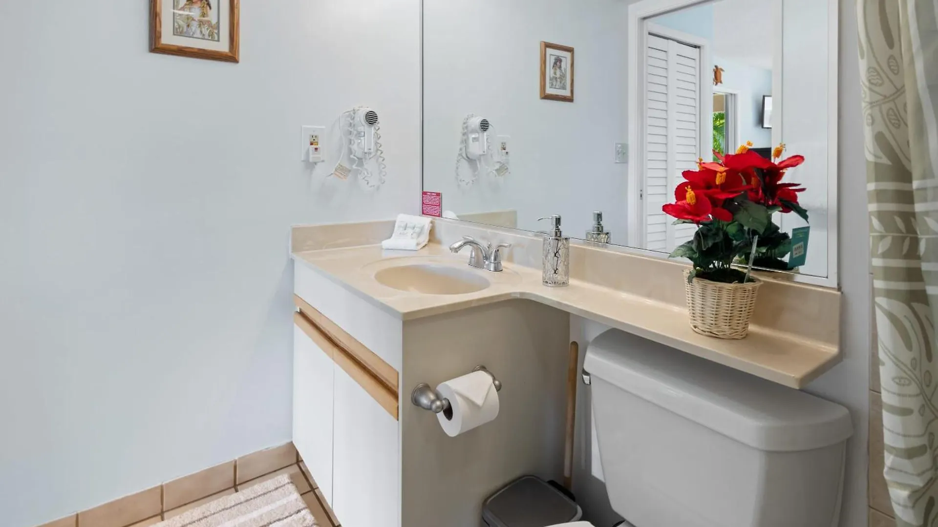Charming & Updated Maui Banyan 2 Bath