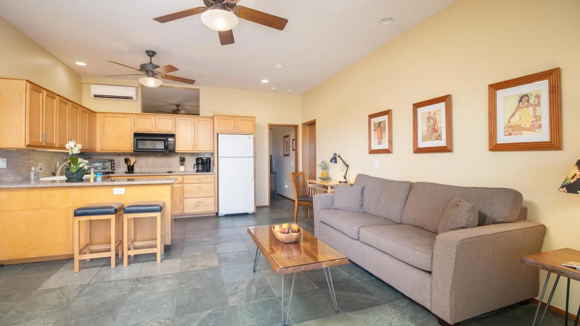 Aloha Aku Bamboo - Discover Beachfront Serenity Kihei