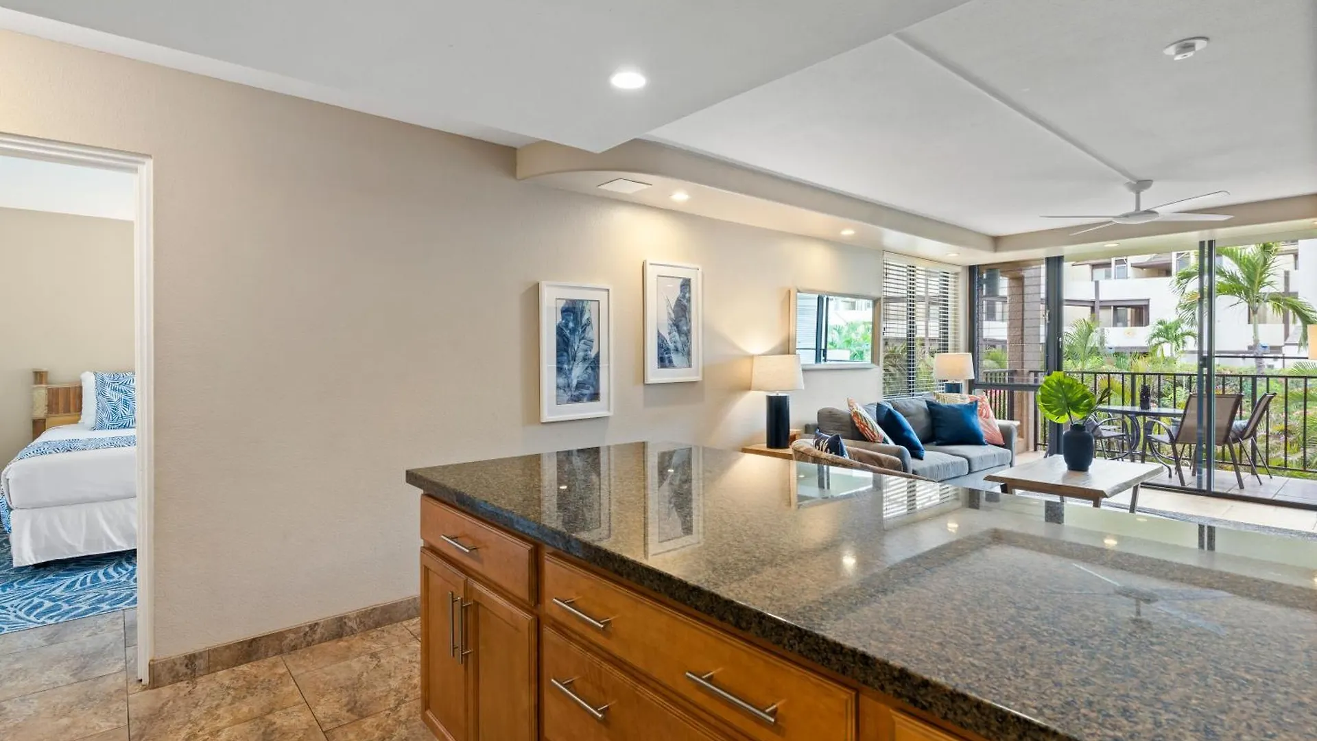 Perfect Getaway 2bd Condo, Steps To & Shops Wailea (Maui)