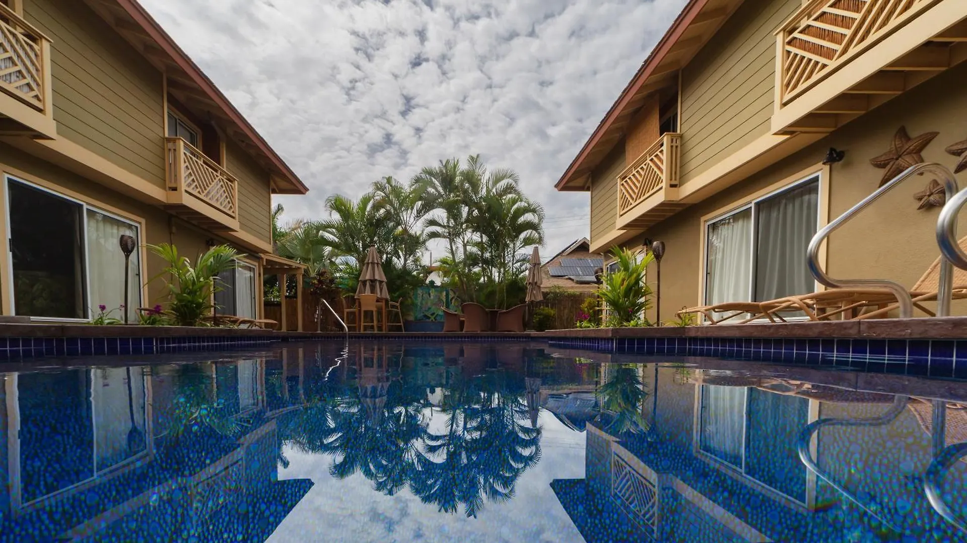 Plumeria Suite, 2-bedroom In A Boutique Property, Sleeps 6 Kihei