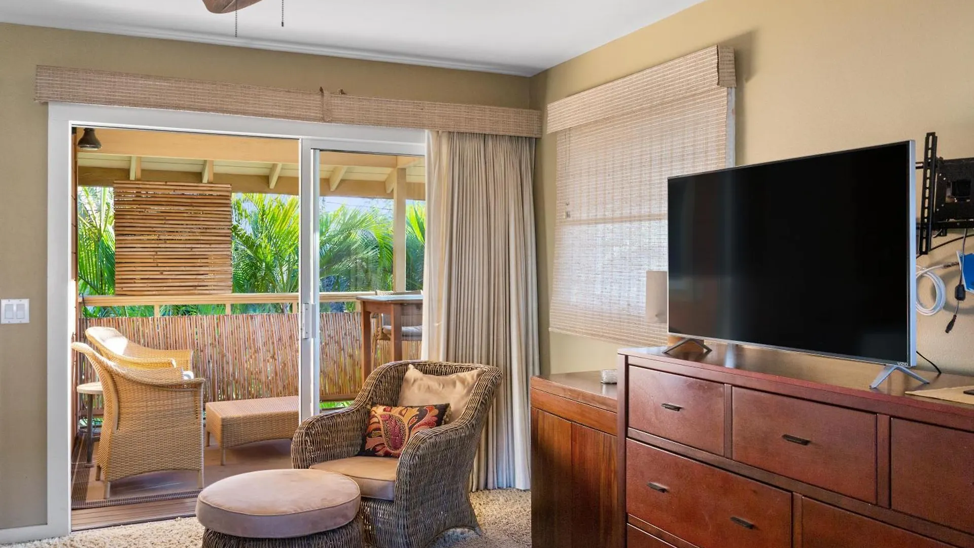 Plumeria Suite, 2-bedroom In A Boutique Property, Sleeps 6 Kihei