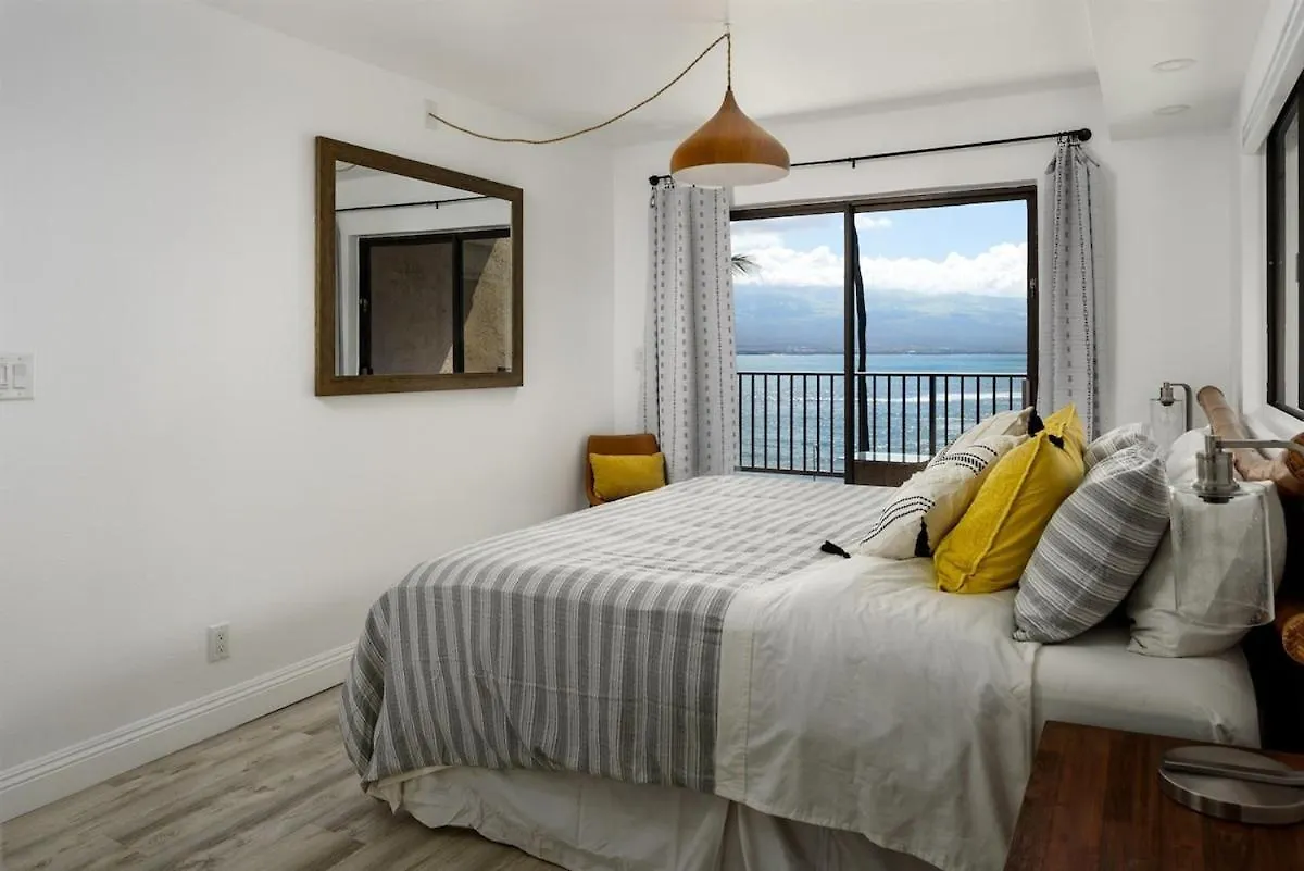 Luxury Remodeled Oceanfront W/ Huge Views Holiday home