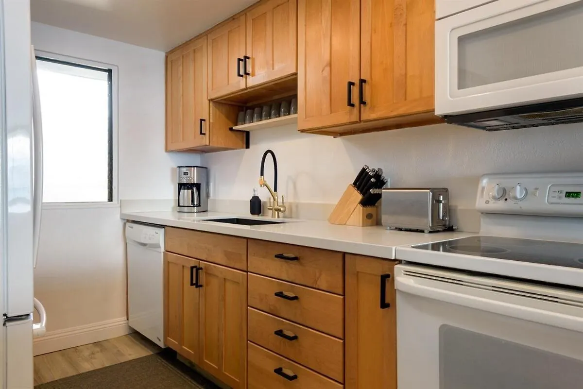 Holiday home Luxury Remodeled Oceanfront W/ Huge Views