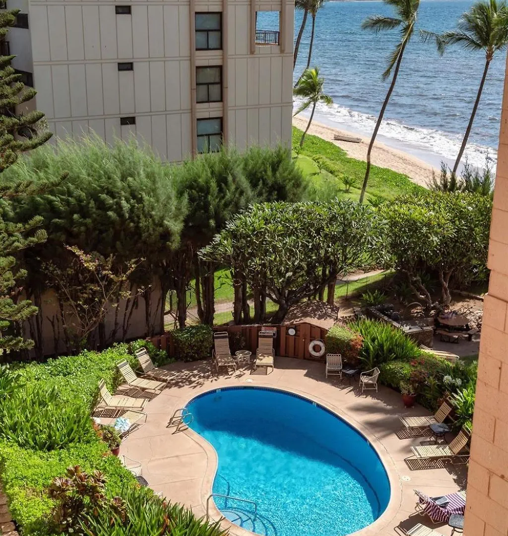 Chic Beachfront Condo— Newly Remodeled — 2024 *