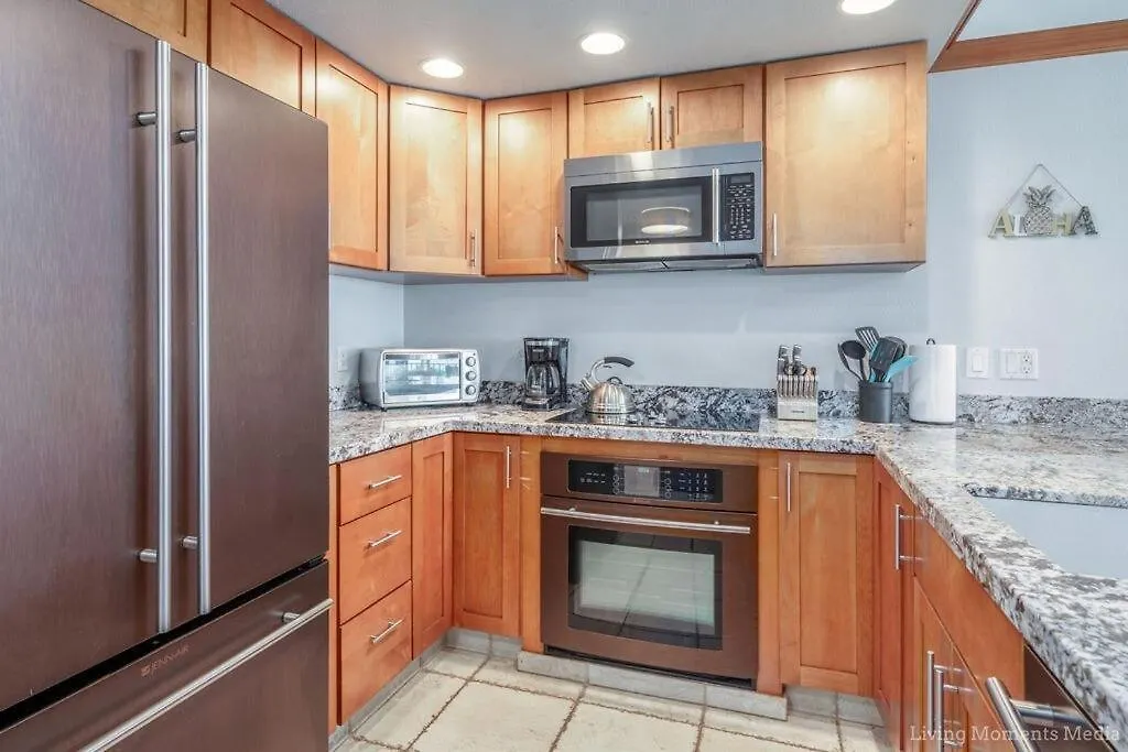 Spacious Beachfront — Sleeps 6 — Ocean Views *