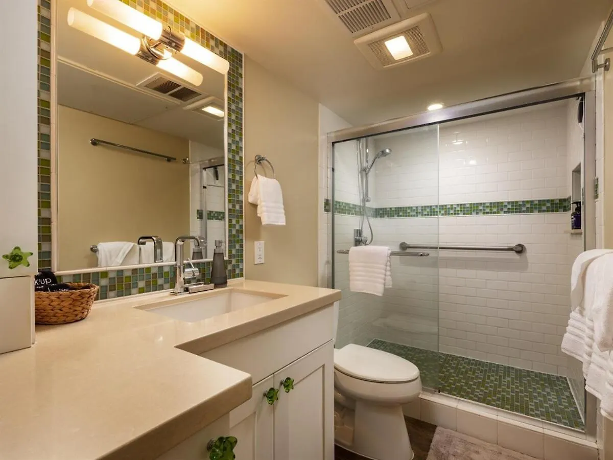Holiday home Ma'alaea Kai 408 — Fully Remodeled — Designer Fini
