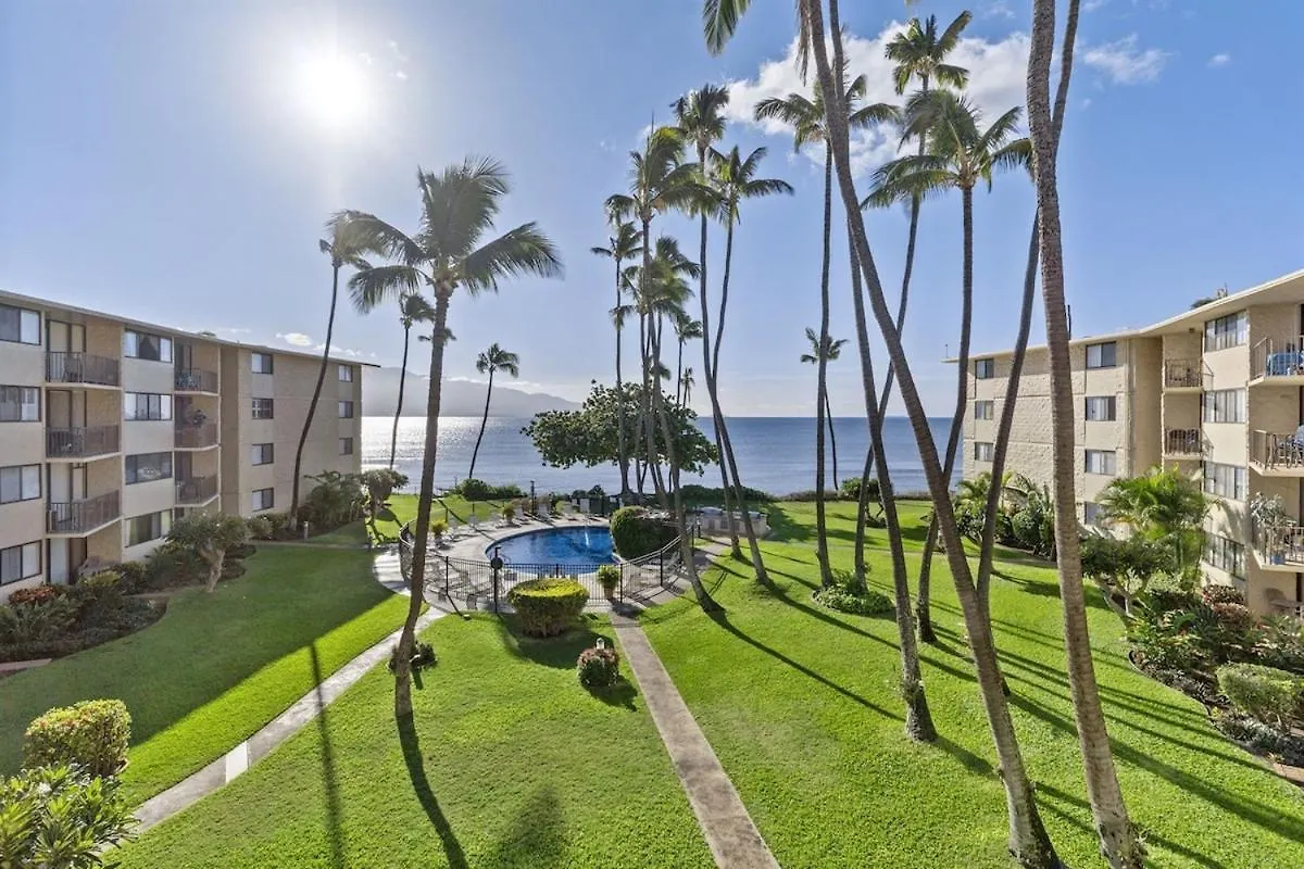 Holiday home Direct Oceanfront—fully Remodeled—sleeps 6 Wailuku