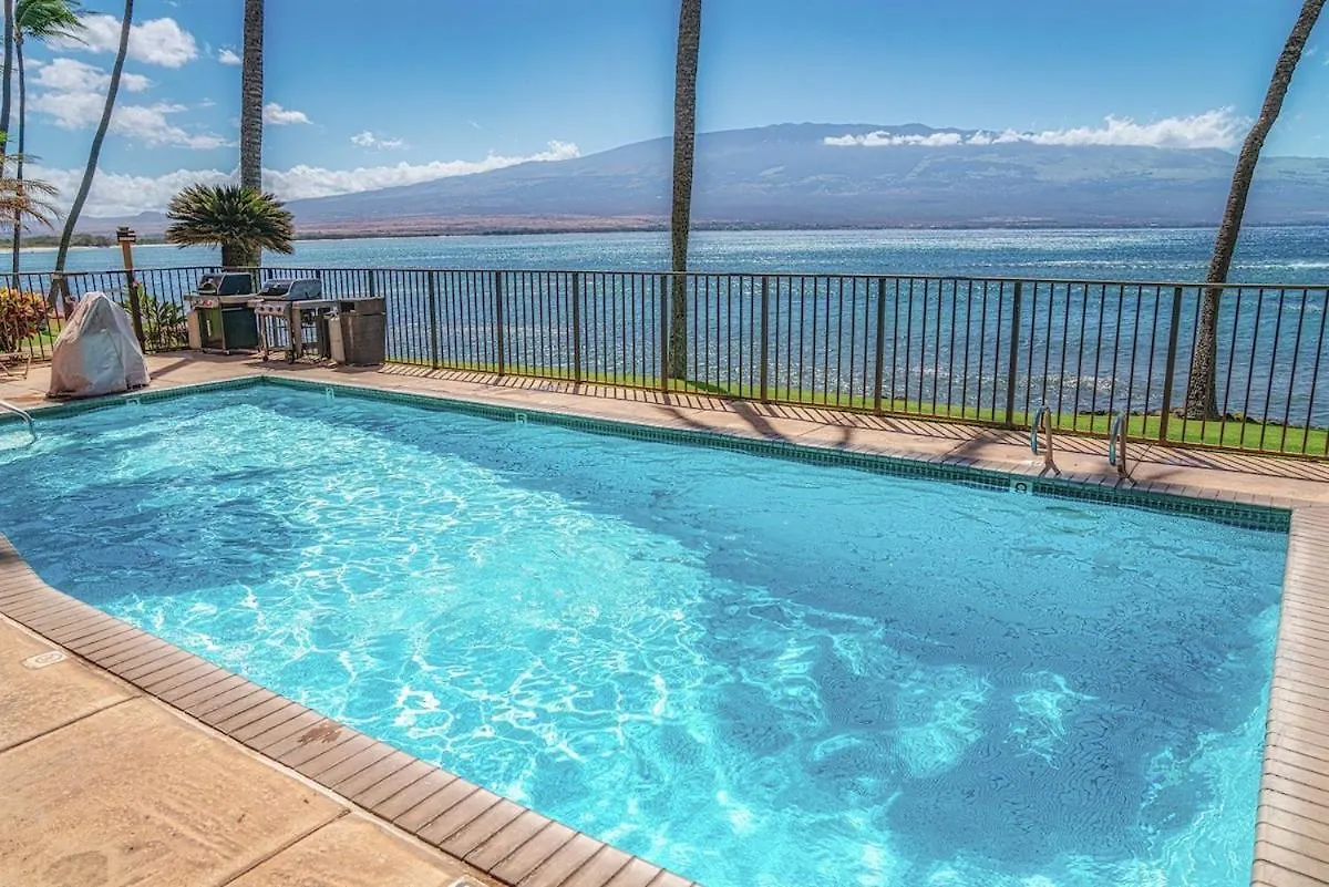 Oceanfront Oasis - Renovated Summer Of 2023 Wailuku