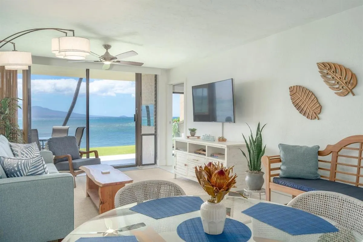 Oceanfront Oasis - Renovated Summer Of 2023 * Wailuku