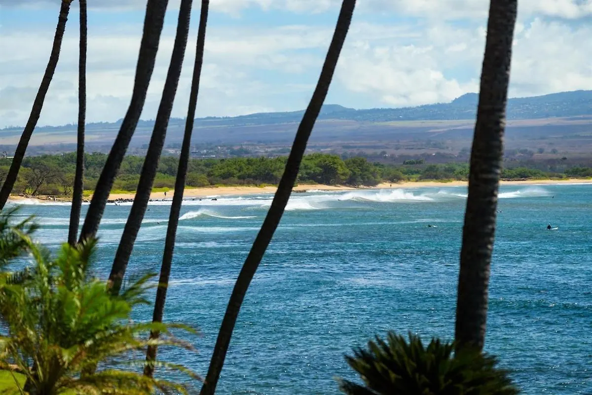 Remodeled 3 Bedroom Oceanfront — Sleeps 8 *