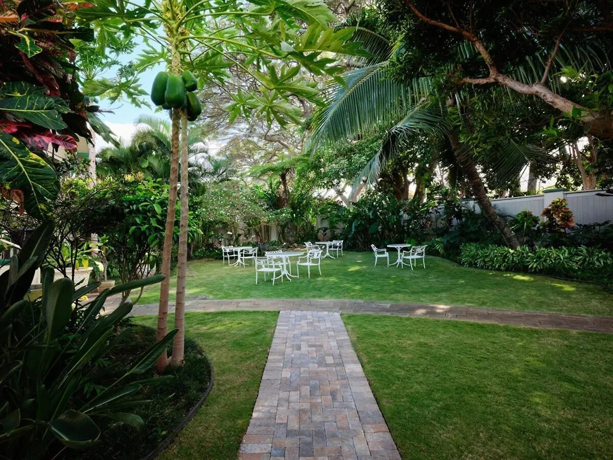 Bed & Breakfast The Ulu - Timeless Elegance, Free Breakfast!