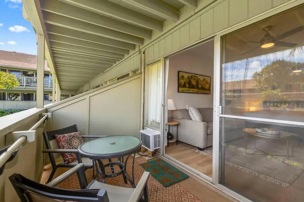 Bay Surf 140 - Remodeled Ground Floor Gem Across From Kihei