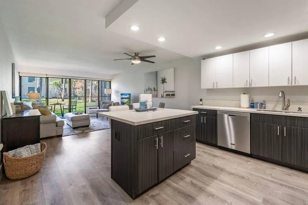 Apartment Kihei Akahi C103-remodeled Ground Floor Kihei Condo, Walk To *