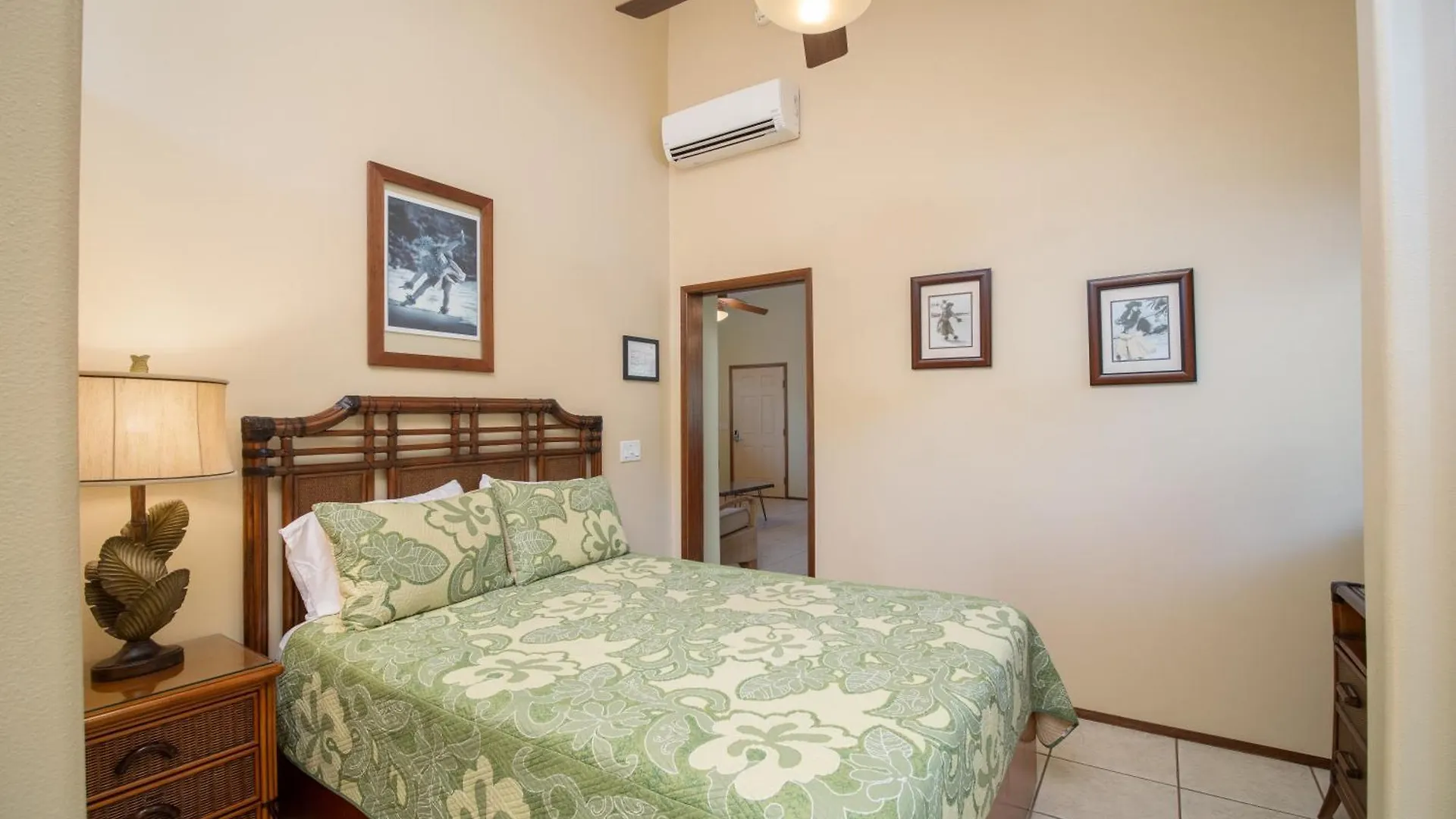 公寓 Aloha Aku Ohana - Spacious Garden View Oasis *