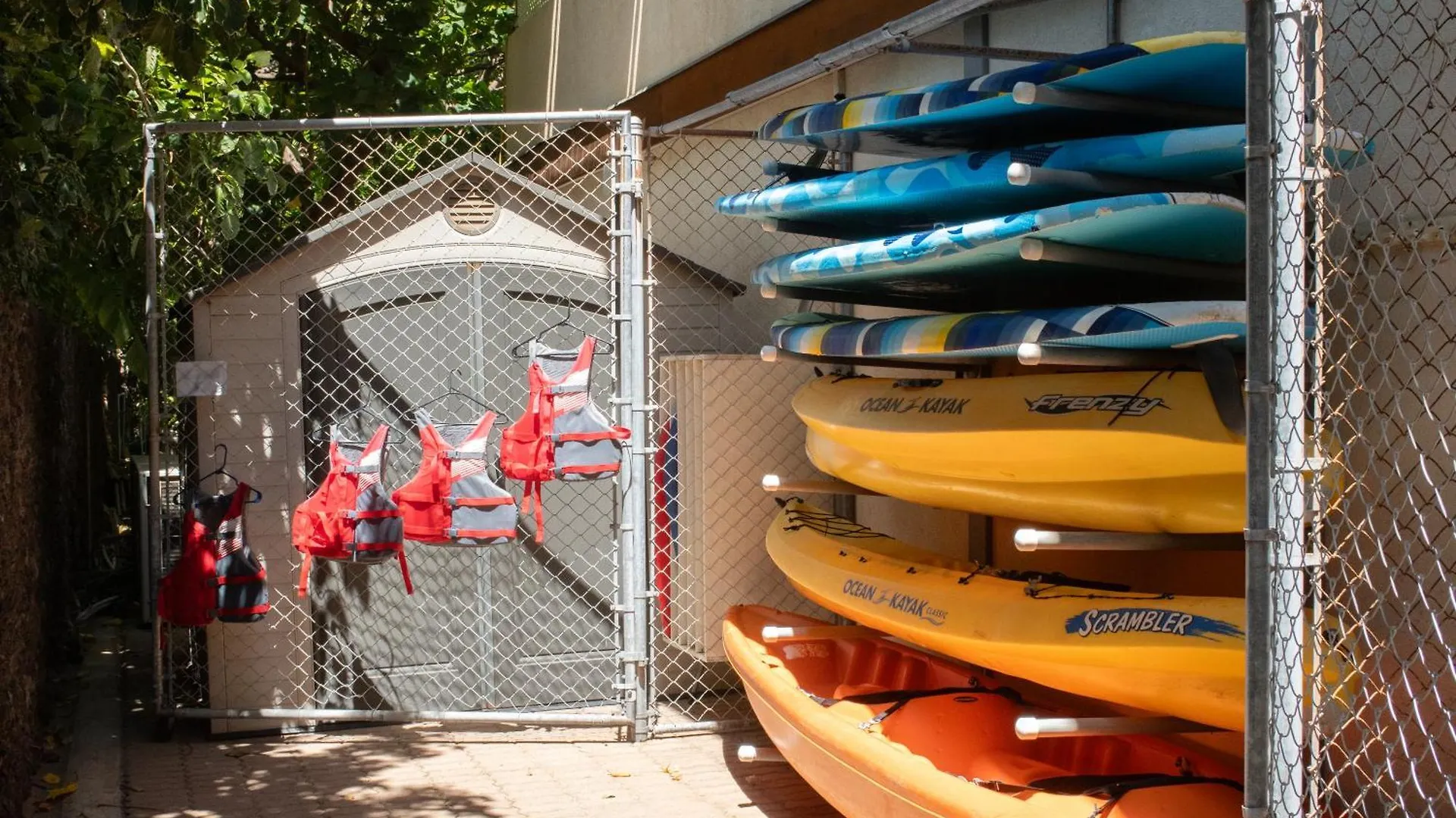 Aloha Aku Cocopalm2 - Your Cozy Beachfront Escape Apartment Kihei