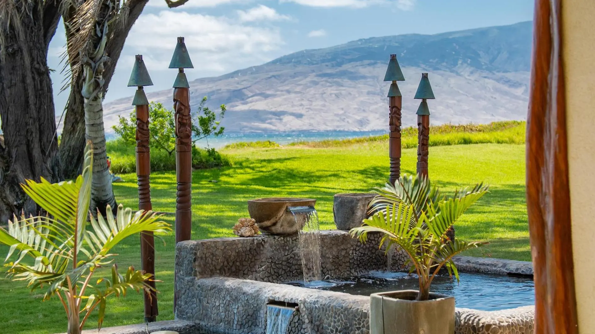 Aloha Aku Cocopalm2 - Your Cozy Beachfront Escape Kihei