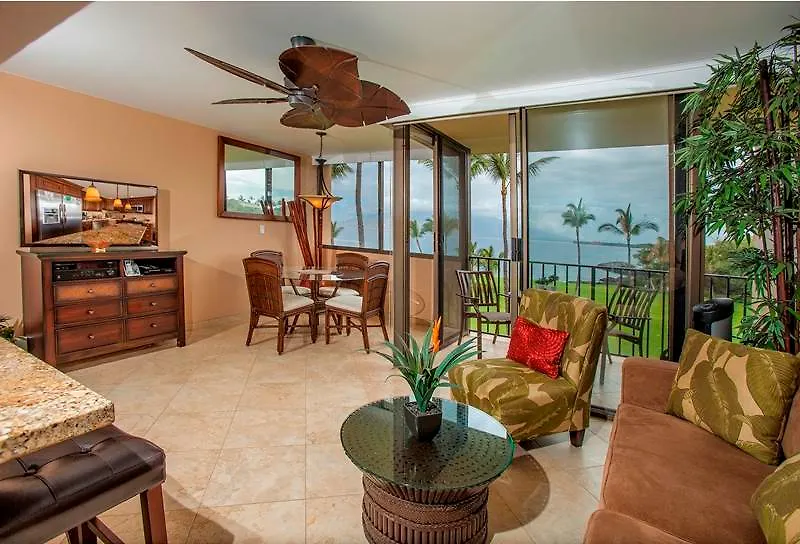 Kihei Surfside By Hawaii מלון דירות 3*