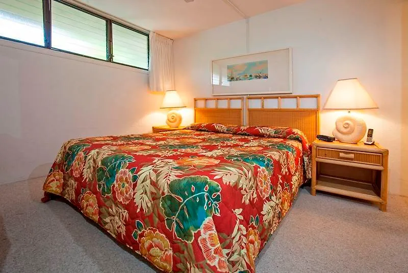Kihei Surfside By Hawaii מלון דירות 3*