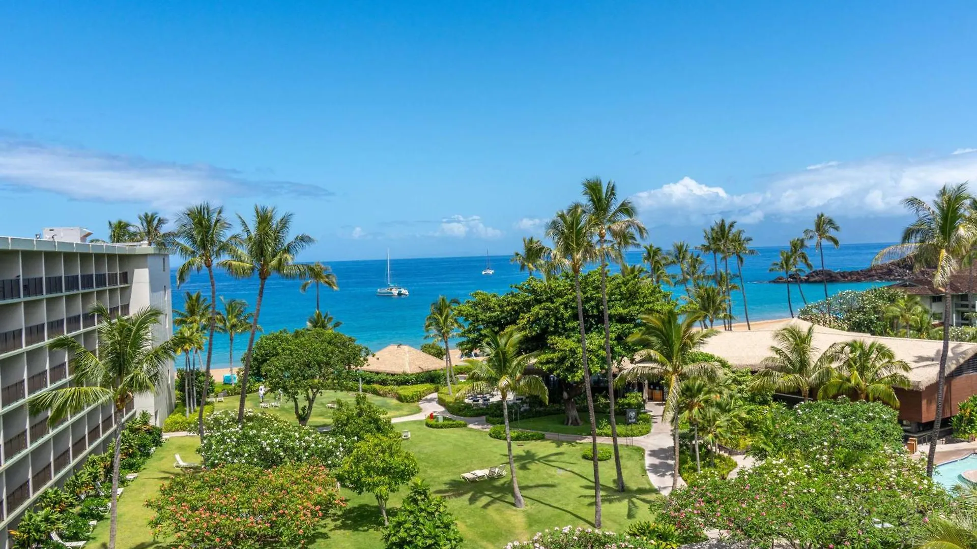 Outrigger Kaʻanapali Beach 3*