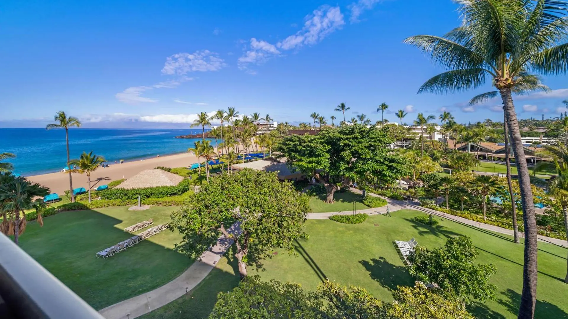 Outrigger Kaʻanapali Beach Resort 3*