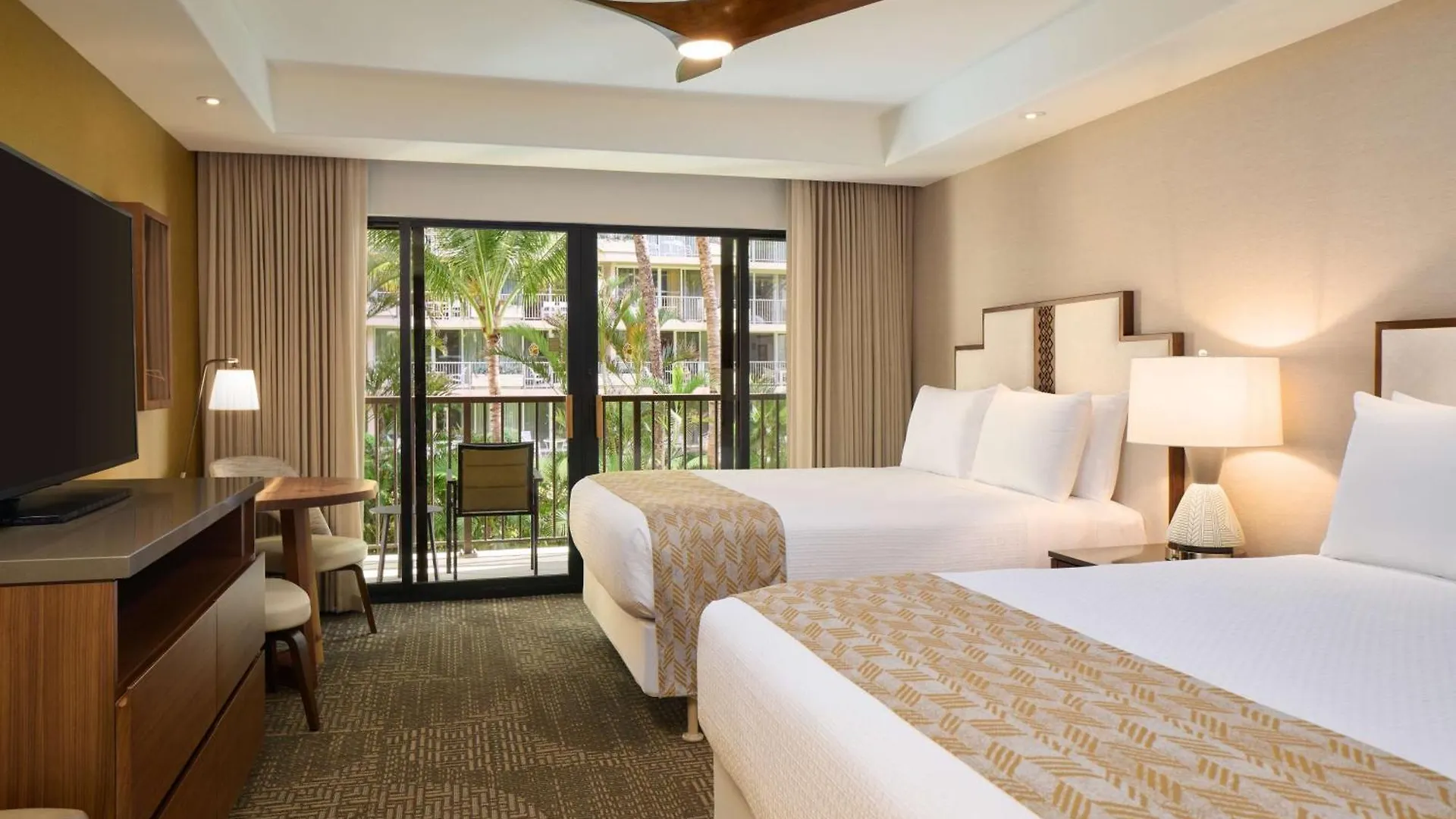 Resort Outrigger Kaʻanapali Beach 3*
