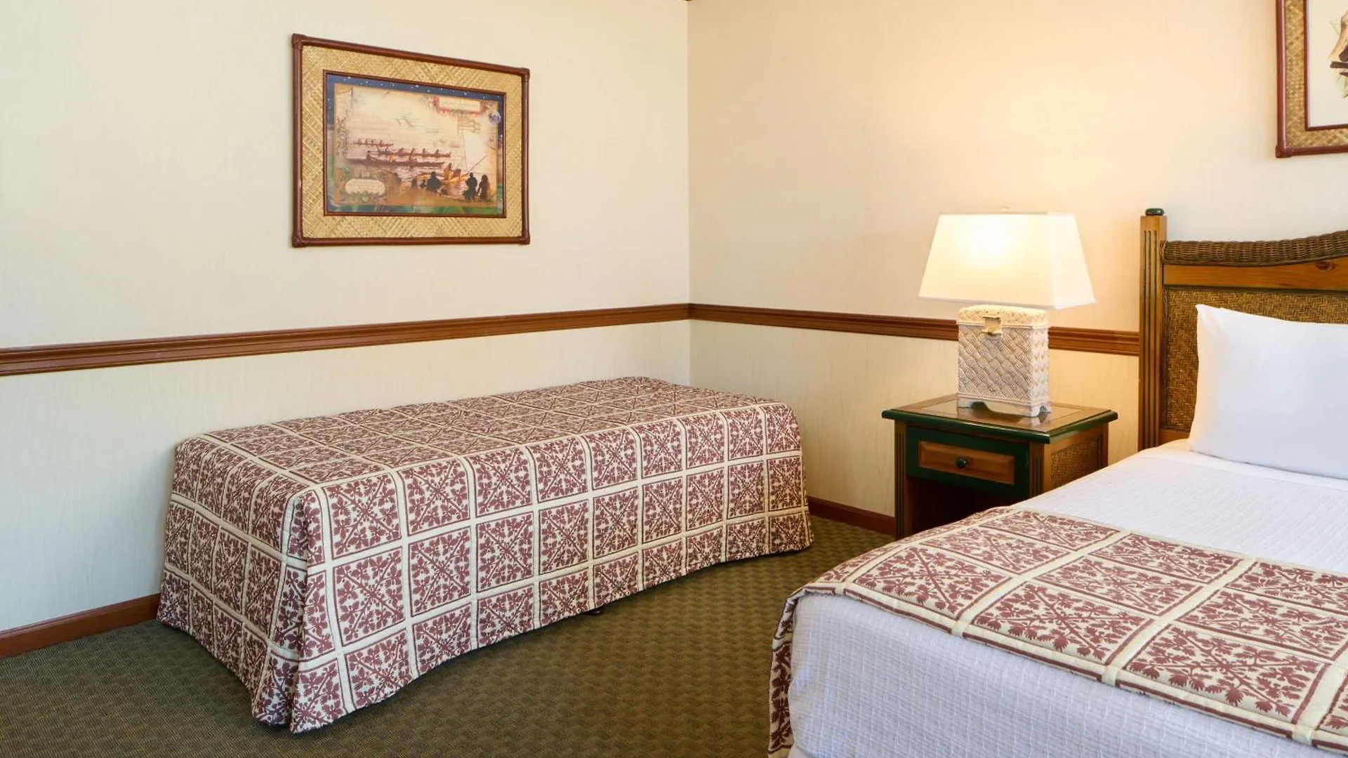 Outrigger Kaʻanapali Beach Resort 3*