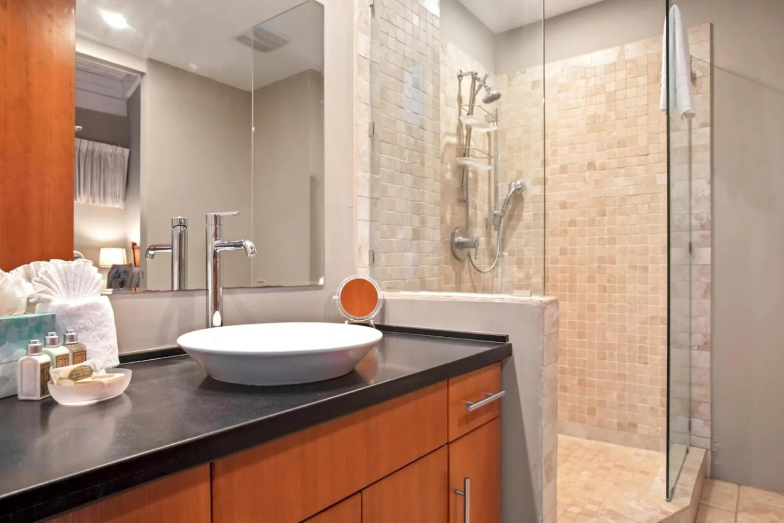 Kbm Free Car Papakea Pkc-404 Large Bath Oceanview Fully Air Conditioned Kapalua