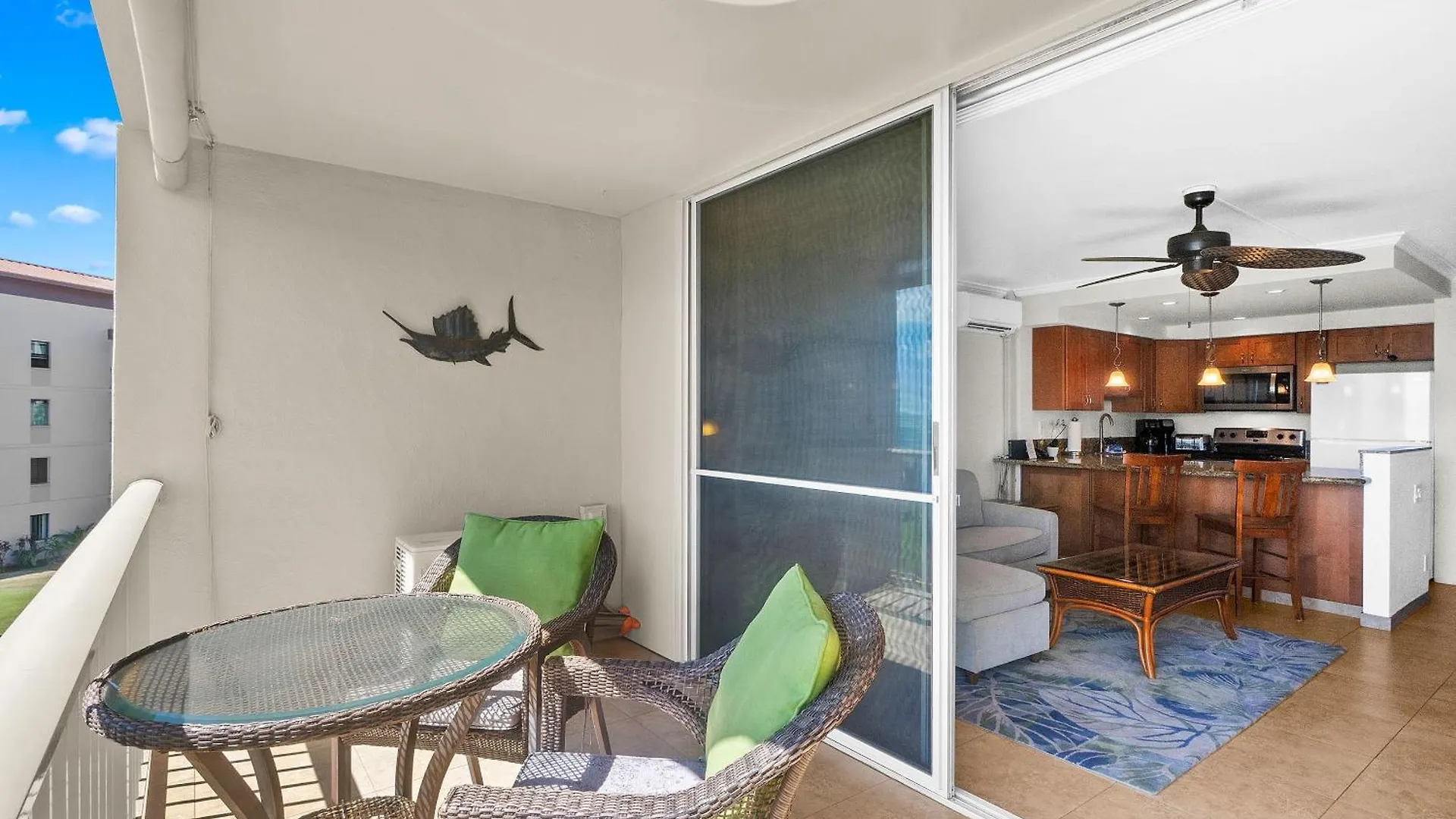 Maalaea Kai 311 - Direct Ocean Front, Split Ac Holiday home