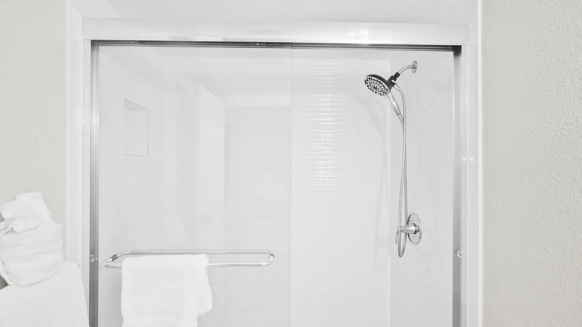 Maalaea Kai 311 - Direct Ocean Front, Split Ac Holiday home Wailuku
