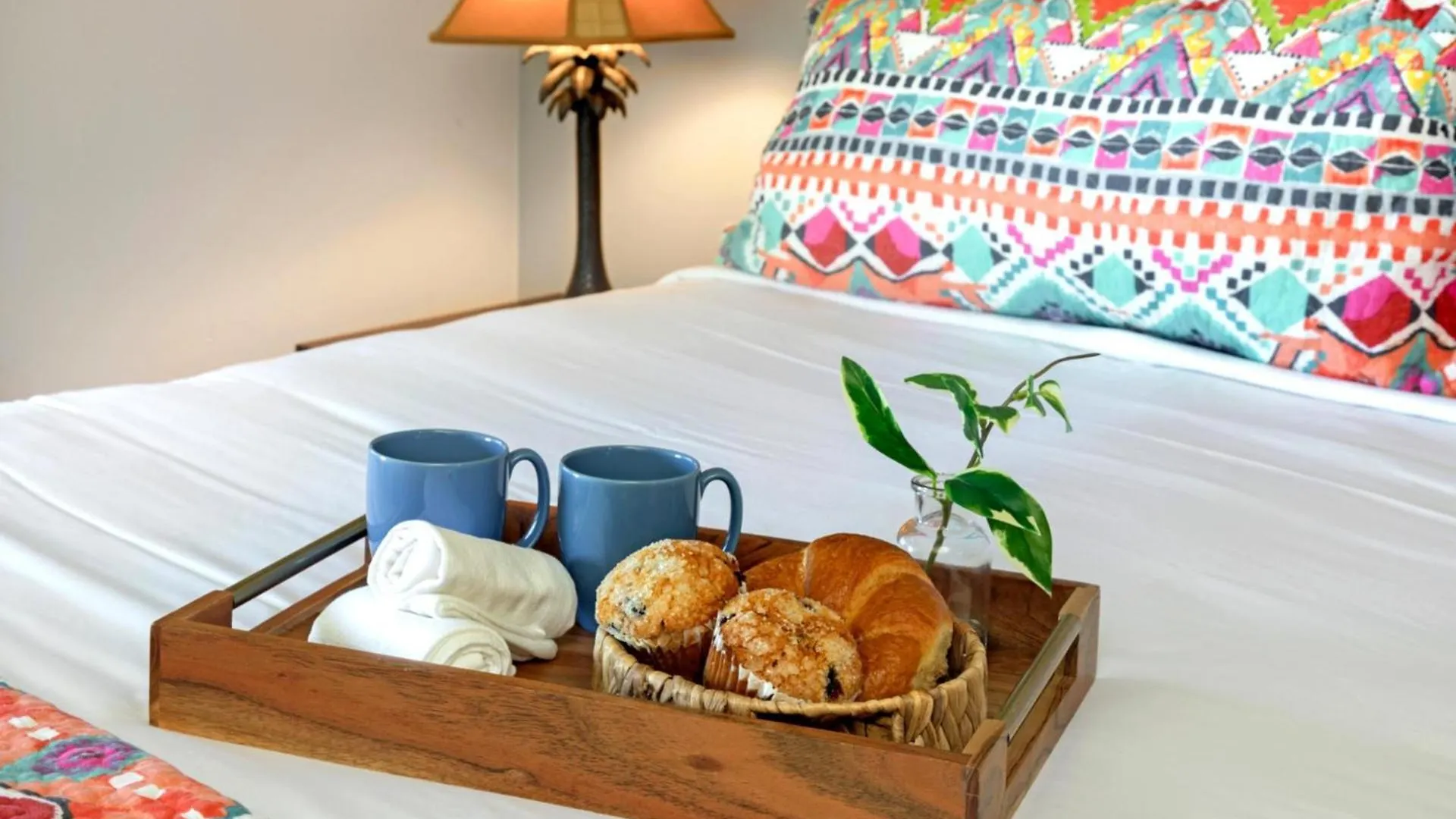 Kbm Kro-l201: Remodeled Ocean View With Free Car * Lahaina