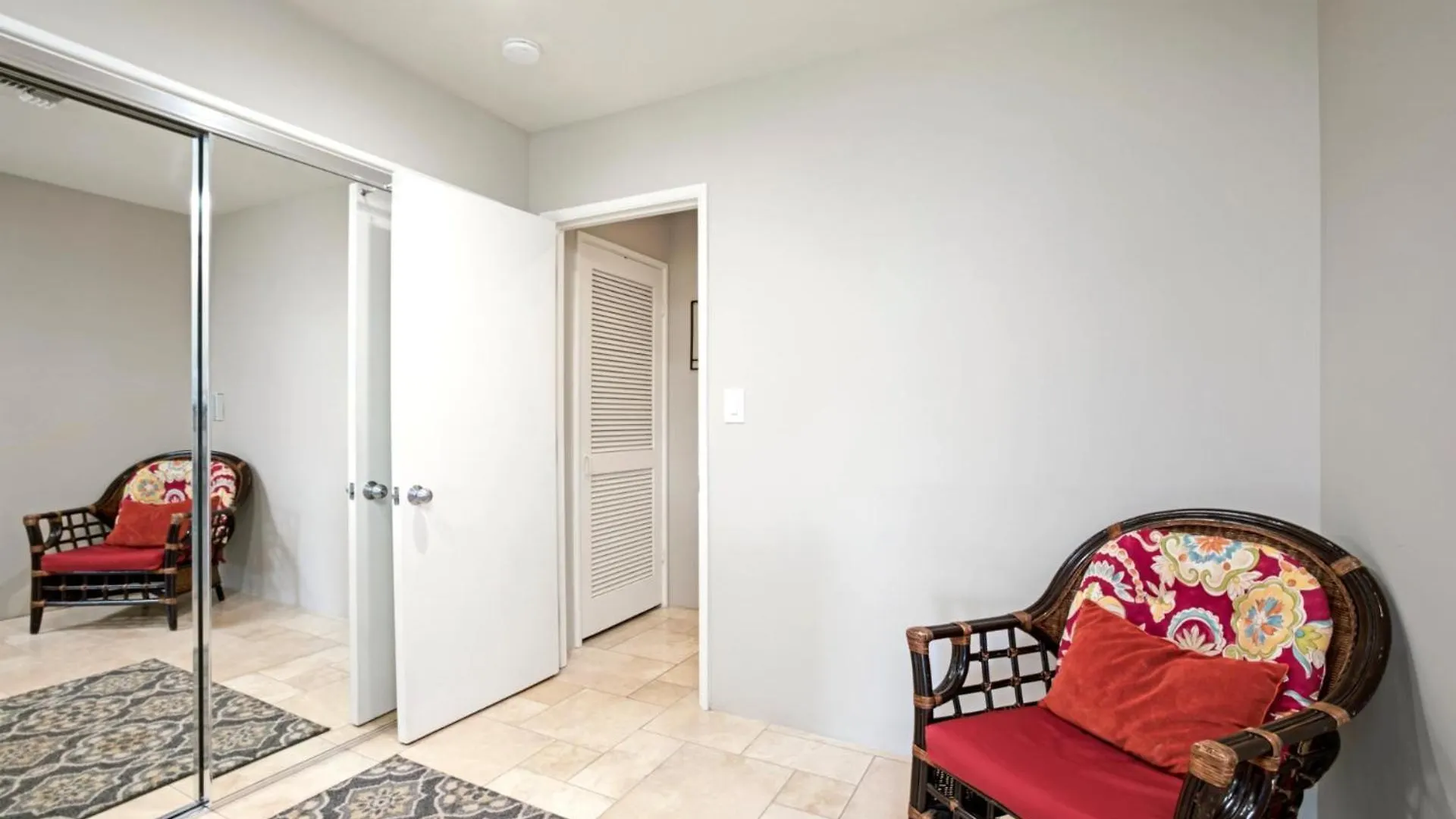 Apartment Kbm Kro-l201: Remodeled Ocean View With Free Car Lahaina