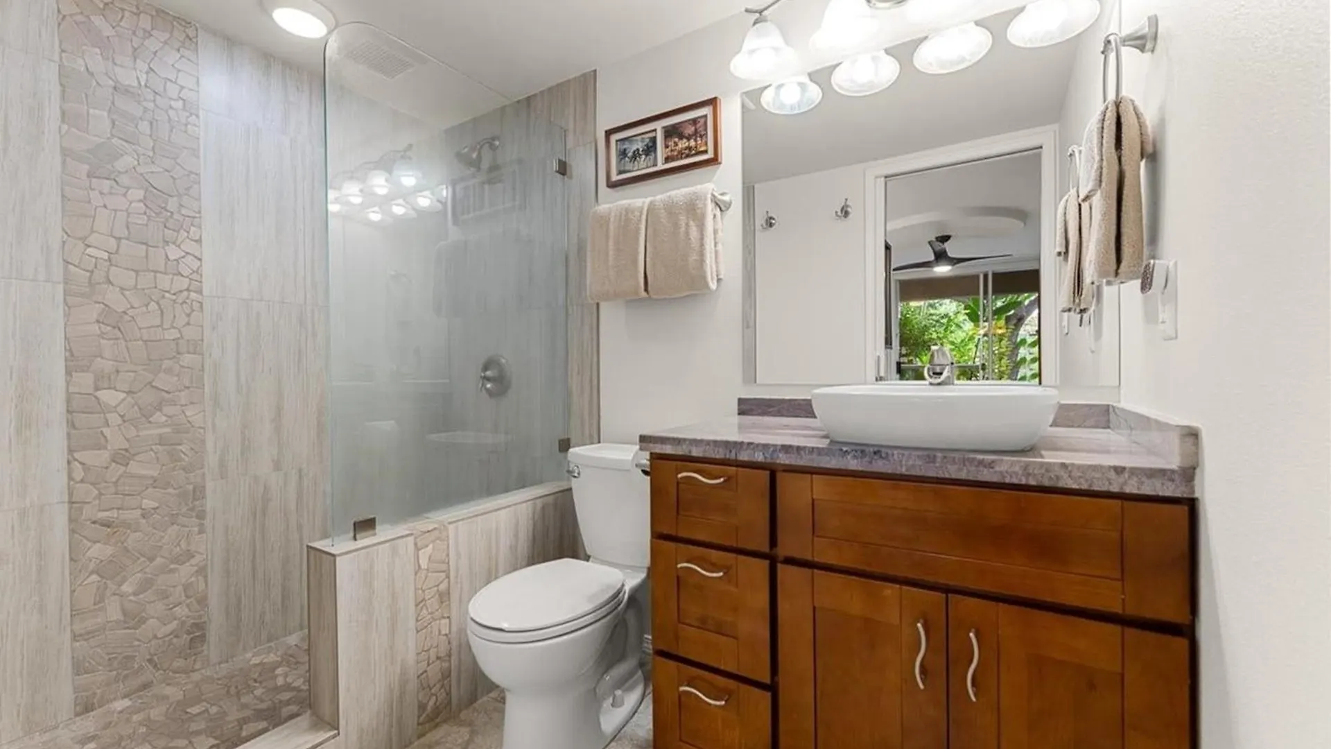 Luxury At Kameole T106 *