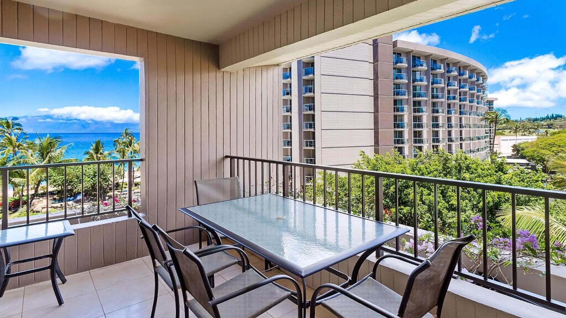 The Kaanapali Alii By Maui * ラハイナ