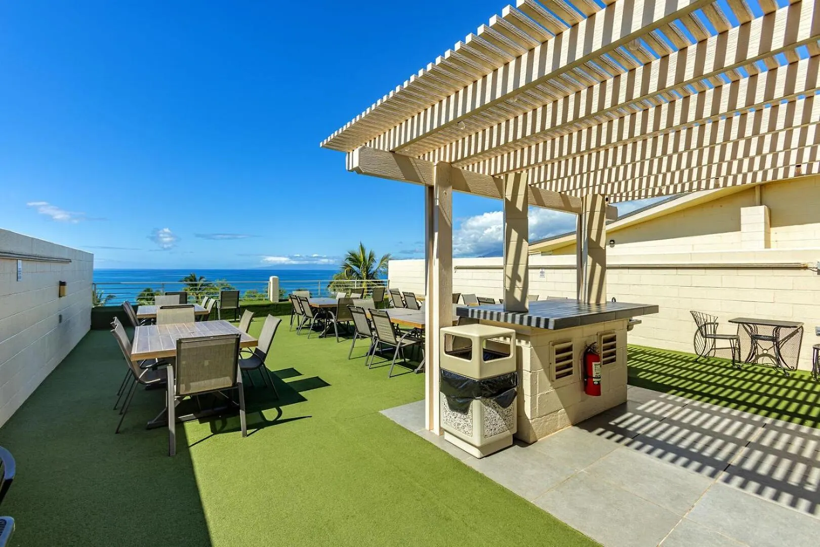 Kamaole Royale 302 *