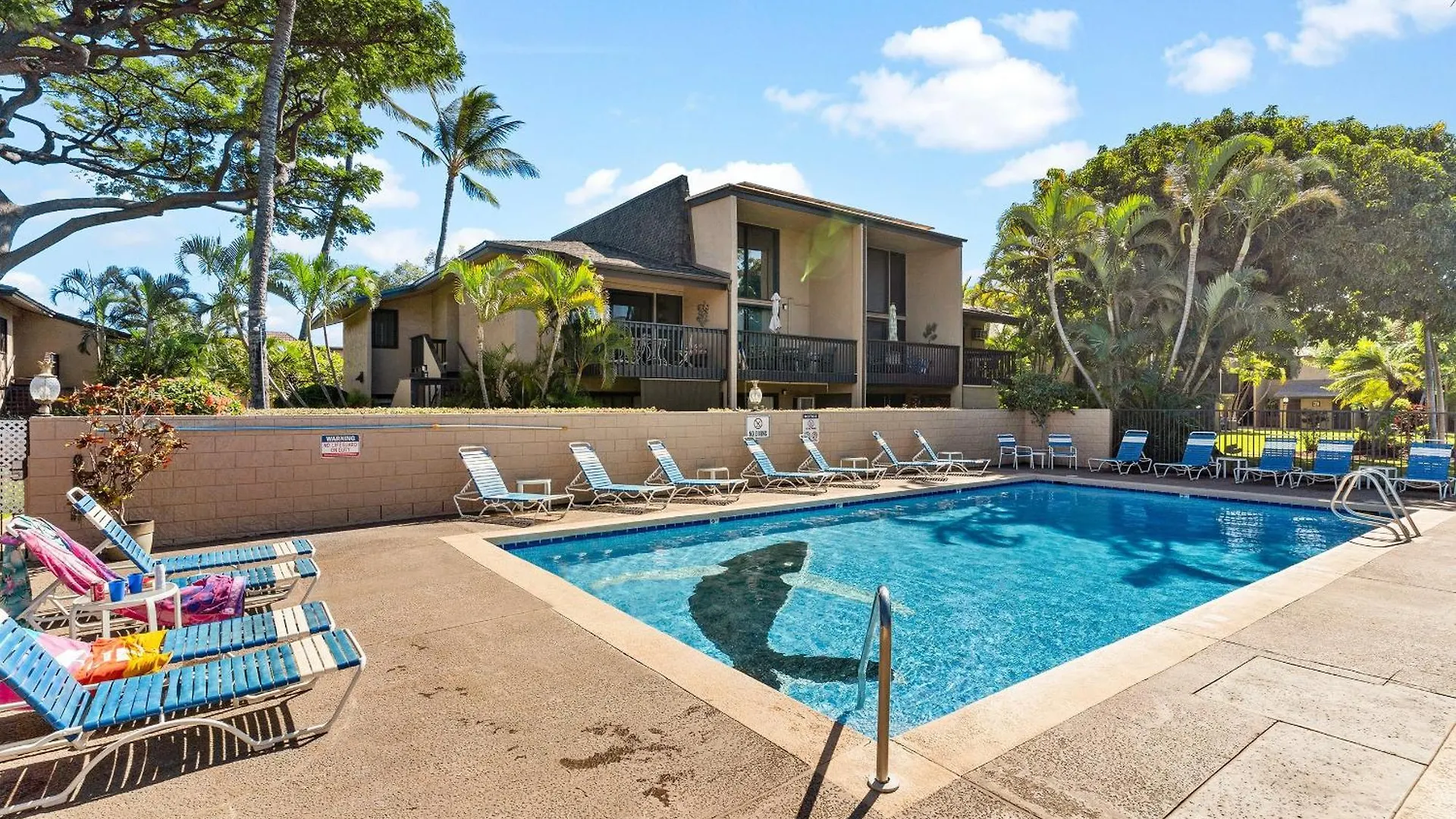 Garden Estates C-201 - Ocean Views, Split Ac