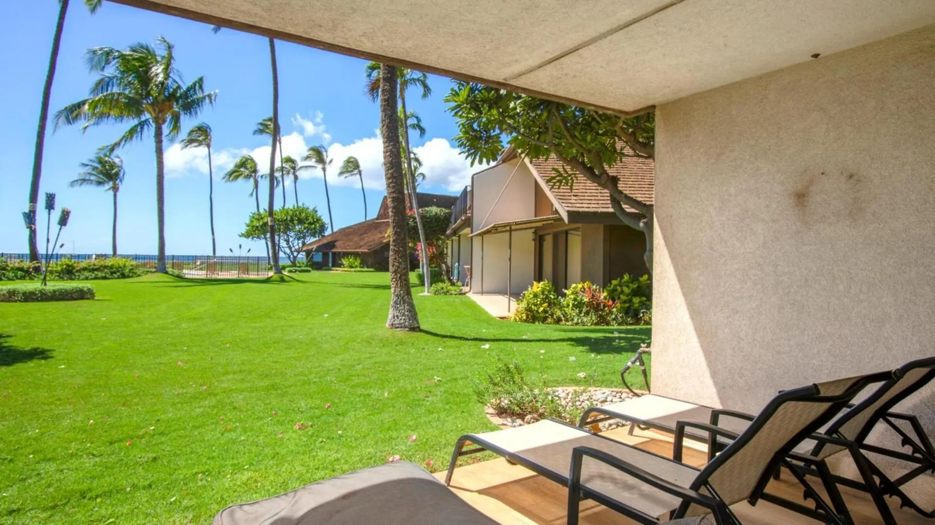Kbm Free Car Msr-f2 Stunning Ocean Front Prime Location Turtle Views * Kihei